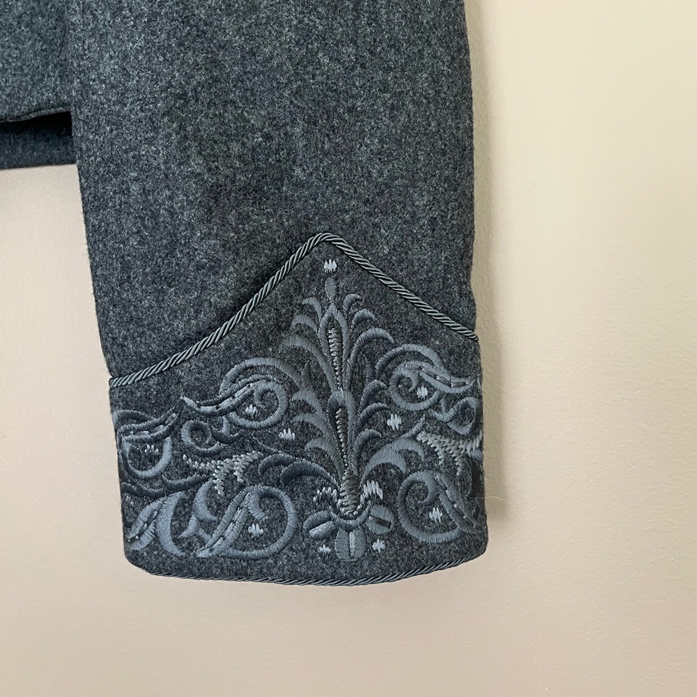 {Escada} Vintage Wool Cropped Embroidered Jacket in Grey - Picture 4 of 13